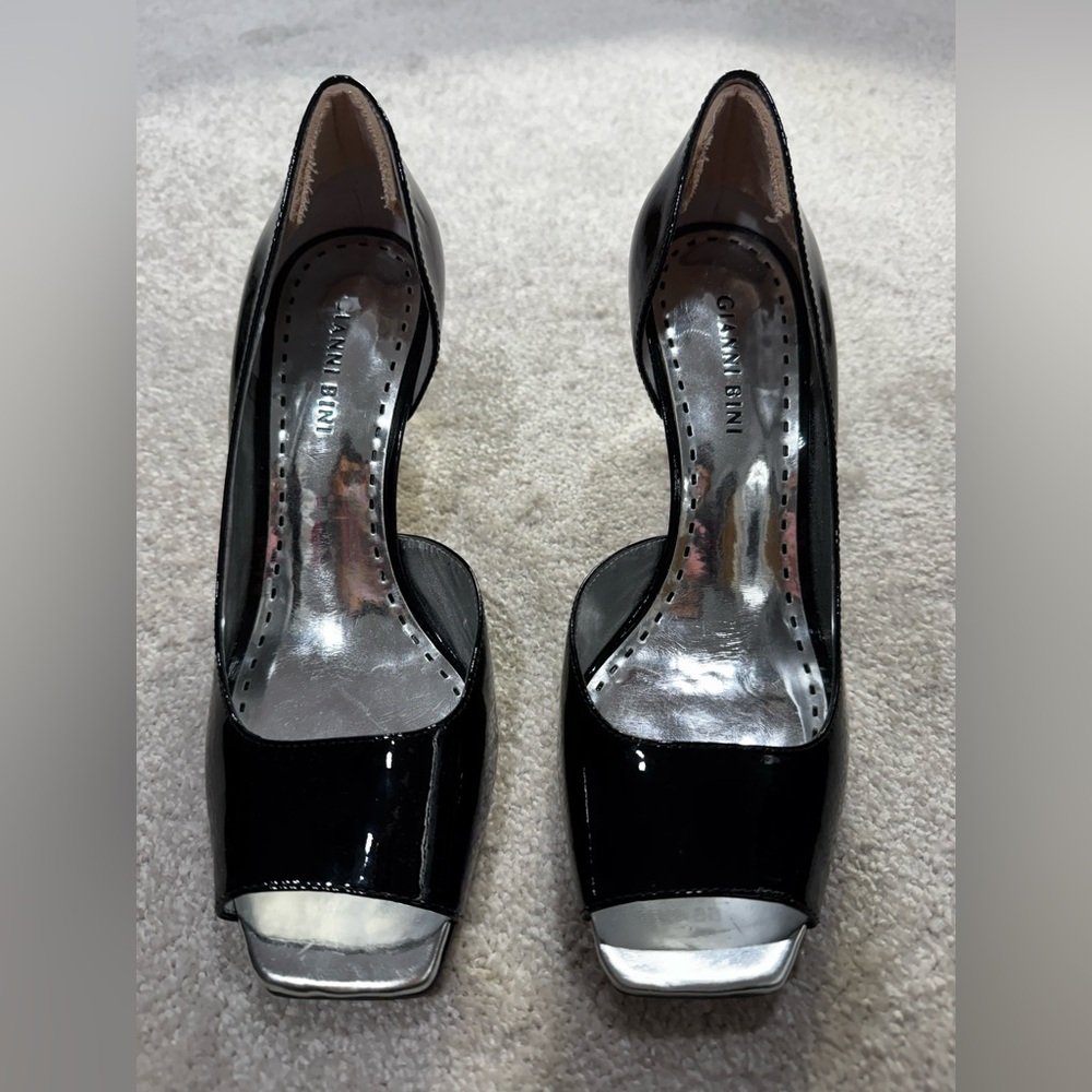 Gianni Bini Black Peep Toe Heels size 8.5